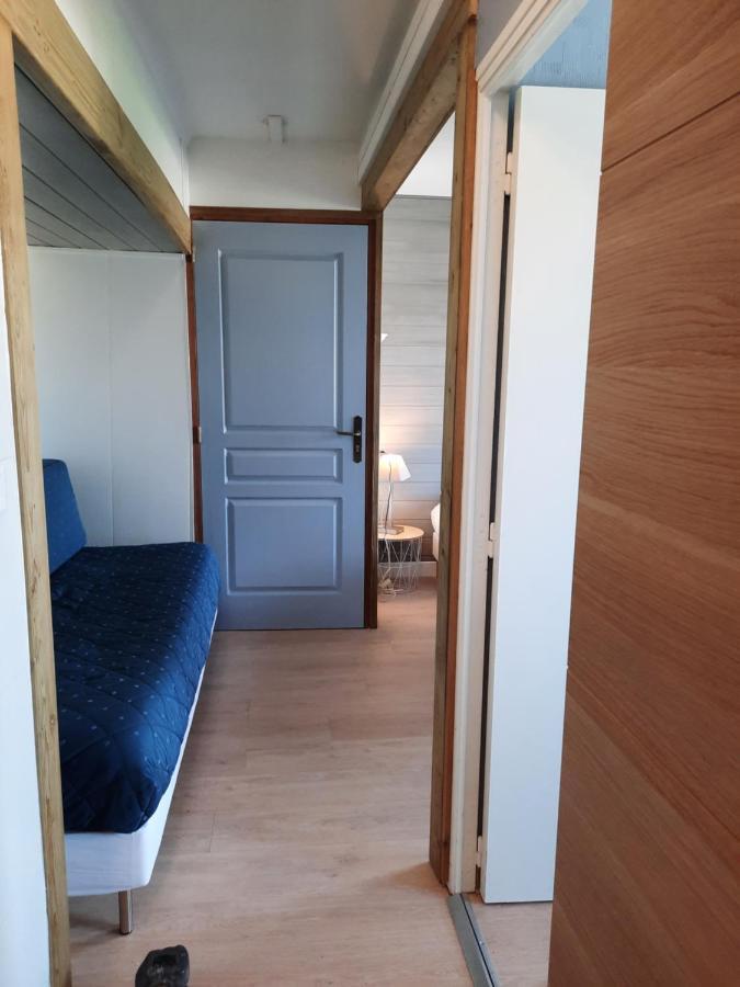 Hotel Des Iles Theix Luaran gambar