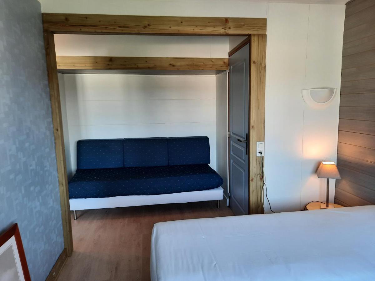 Hotel Des Iles Theix Luaran gambar
